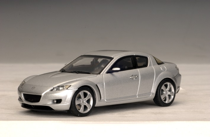AutoArt 1/43 Mazda RX-8 Silver LHD
